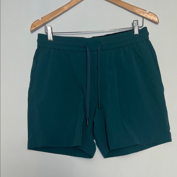 NWT / Lululemon Bowline Short 5" *Stretch Ripstop - Picture 6 of 8